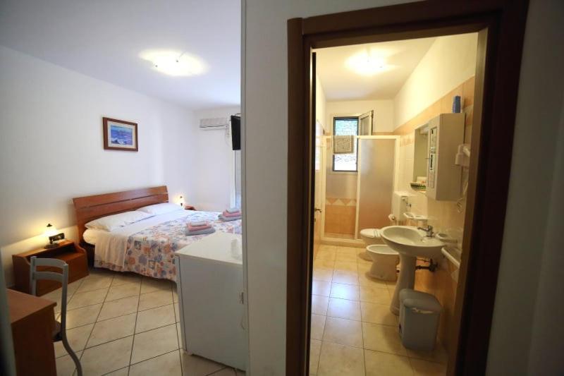 Maxpensione Morciano di Leuca Exterior photo